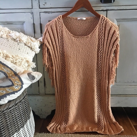 New Super Soft Chenille Fringe Sleeve Boho Sweater - Picture 3 of 7